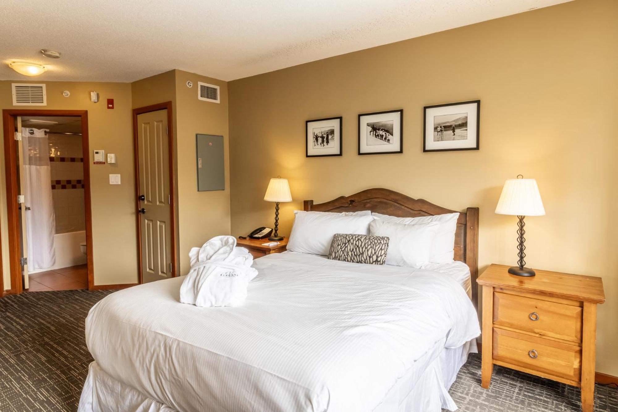 Cascade By Elevate Vacations Apartment Whistler Exterior photo