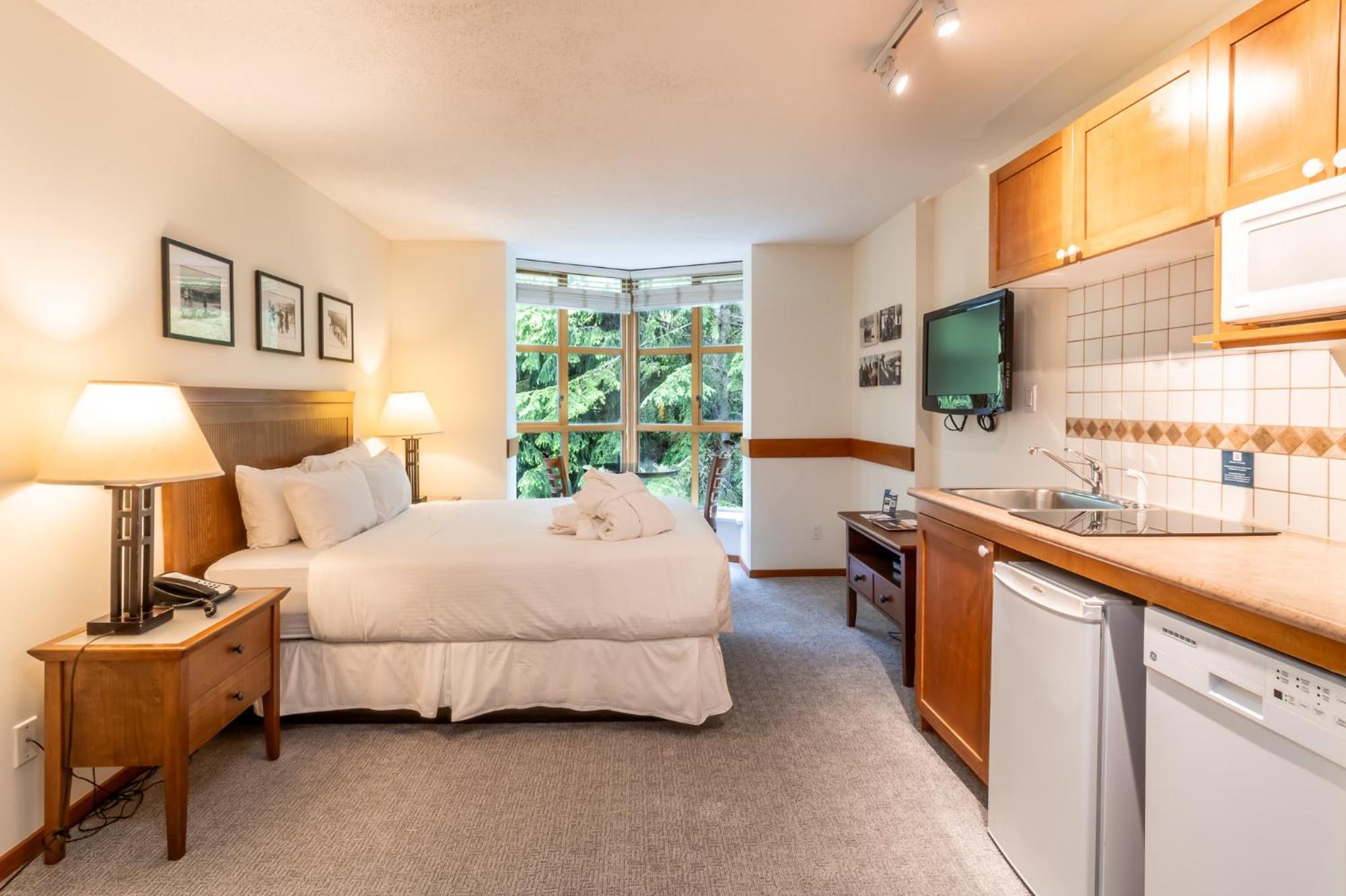 Cascade By Elevate Vacations Apartment Whistler Exterior photo